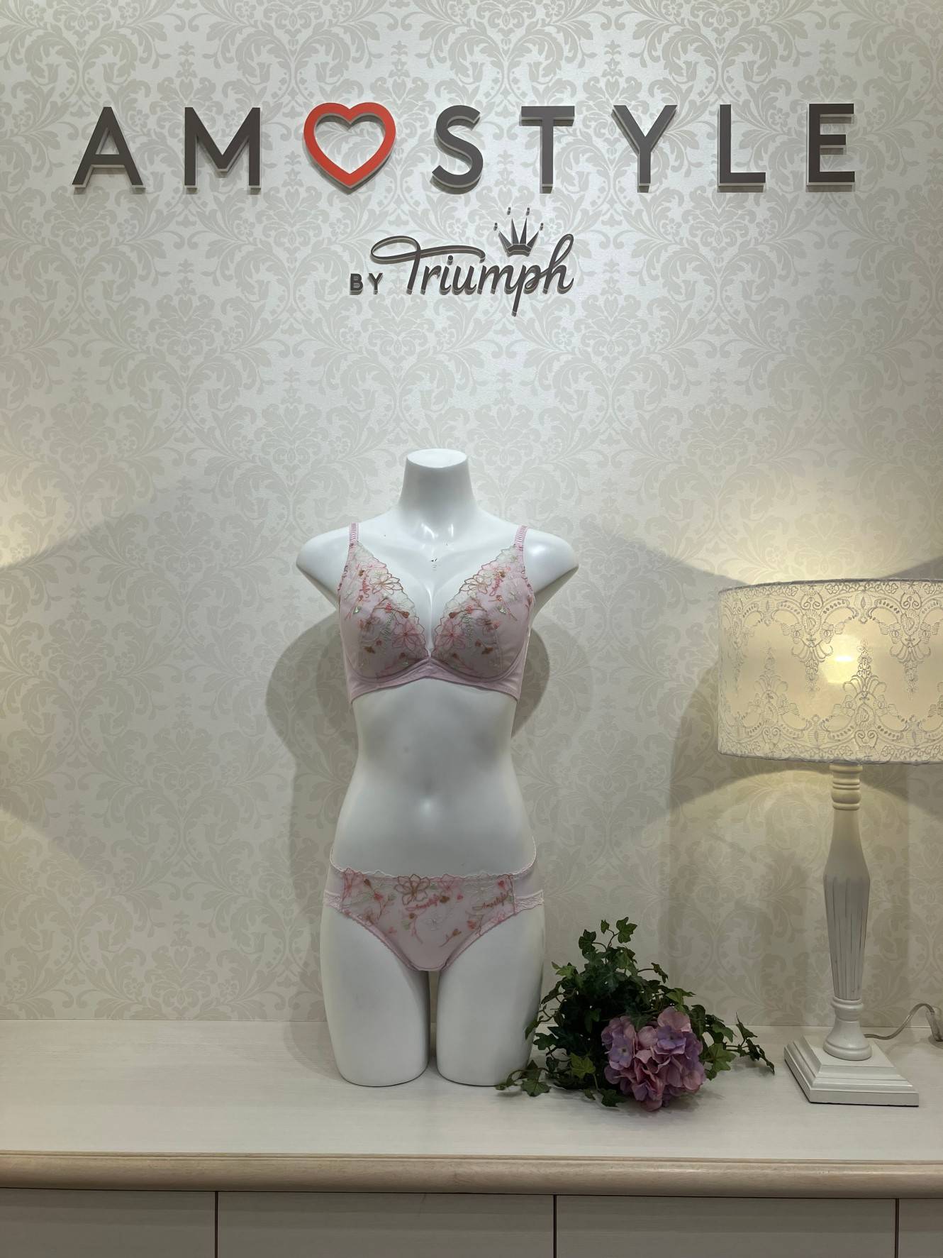 AMOSTYLE ブライダルインナー セット D65 （Triumph アモ
