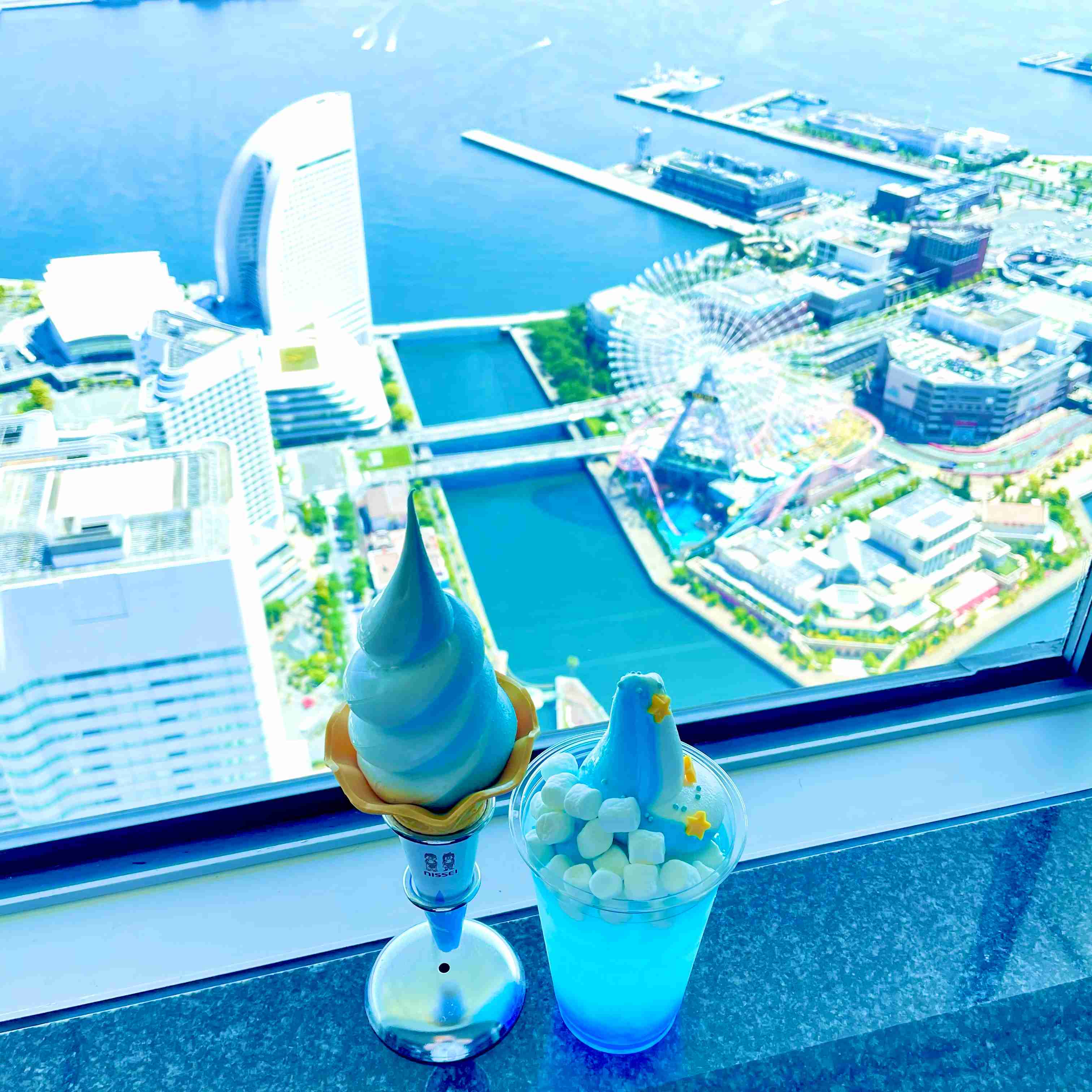 時に巨人の気分で！ | ショップトピックス |横浜ランドマークタワー